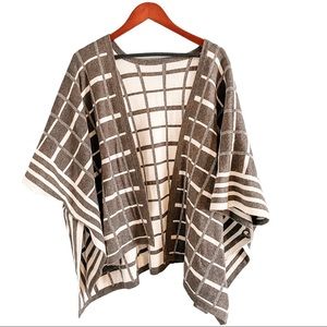 Reversible Plaid Shaw - gray and white OS